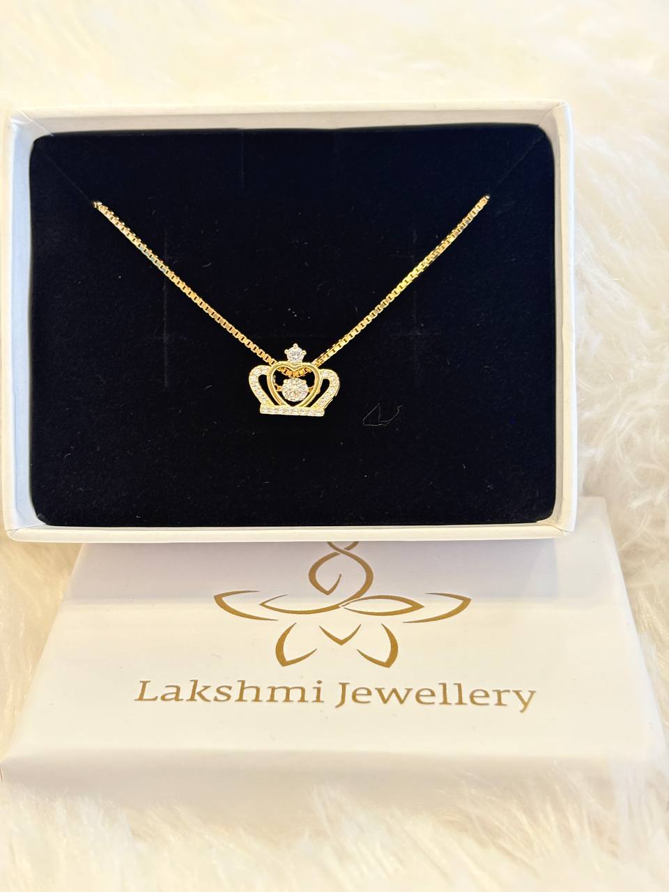 Silver crown chain with gold finish