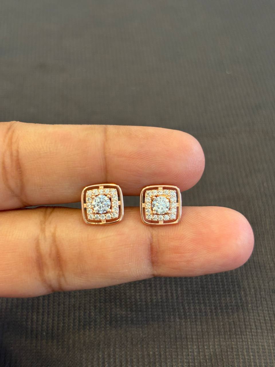 Silver square1 stud with rosegold finish