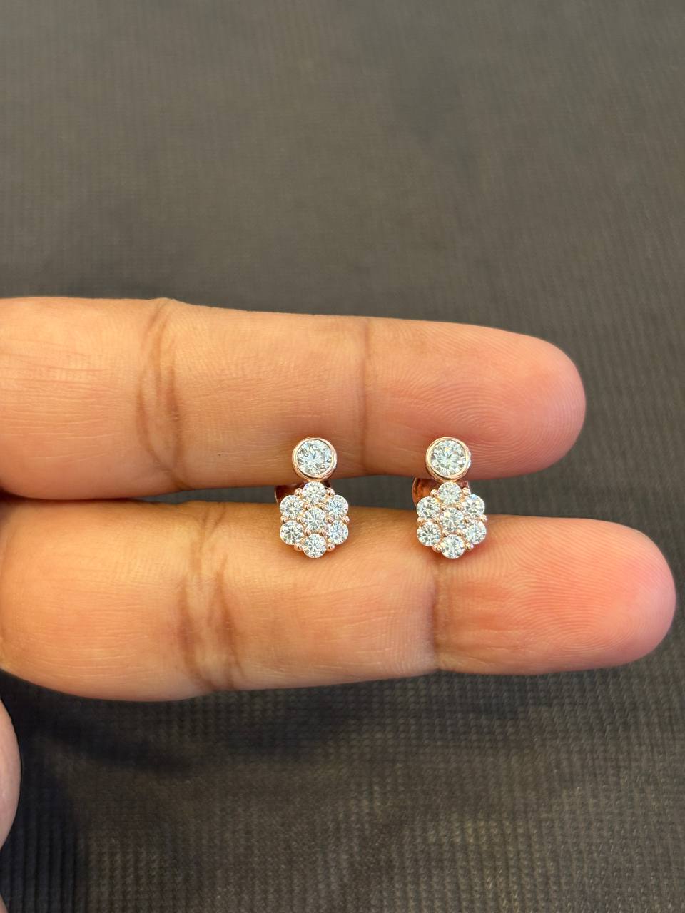Silver arpana stud with rosegold finish
