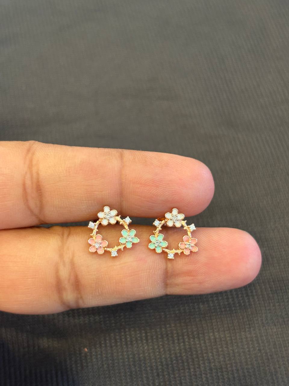 Silver tricrown with rosegold finish