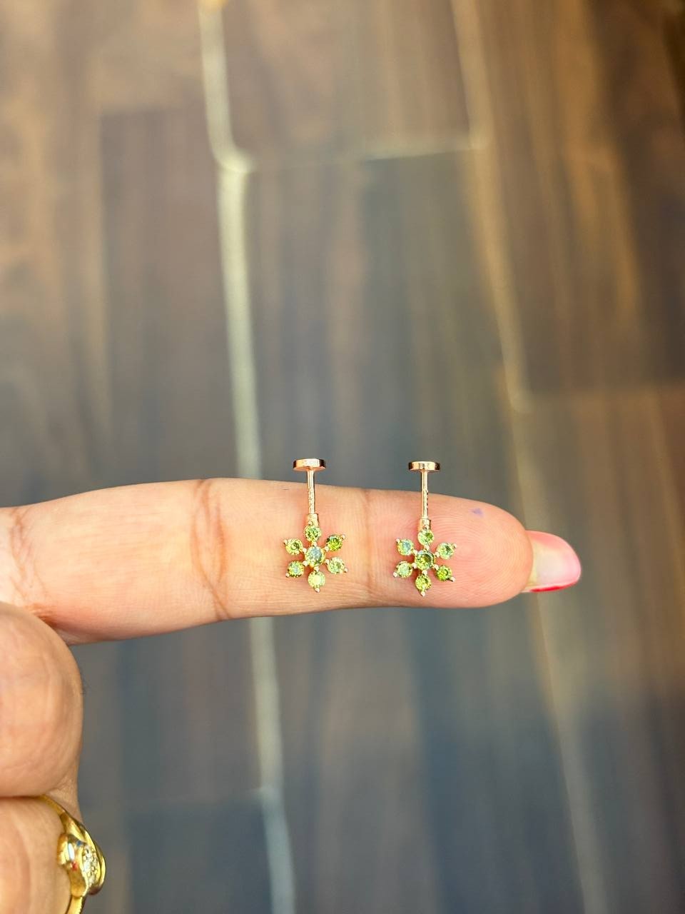 Silver malar bugdi with rosegold finish