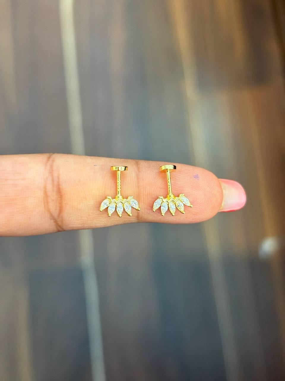 Silver ananya bugdi with gold finish