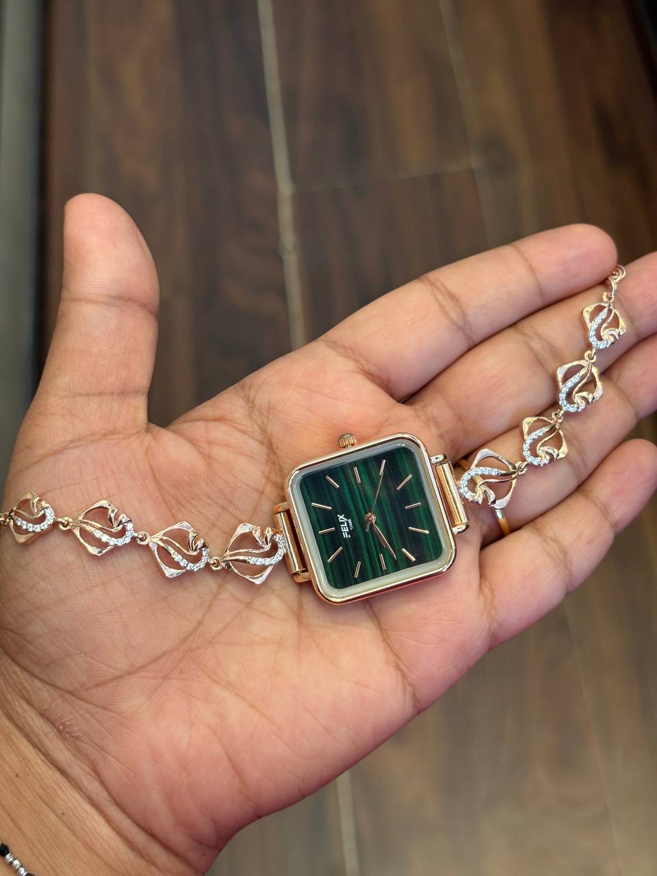 Silver mia watch with rosegold finish