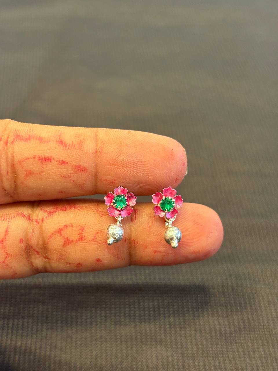 Silver pink green stud