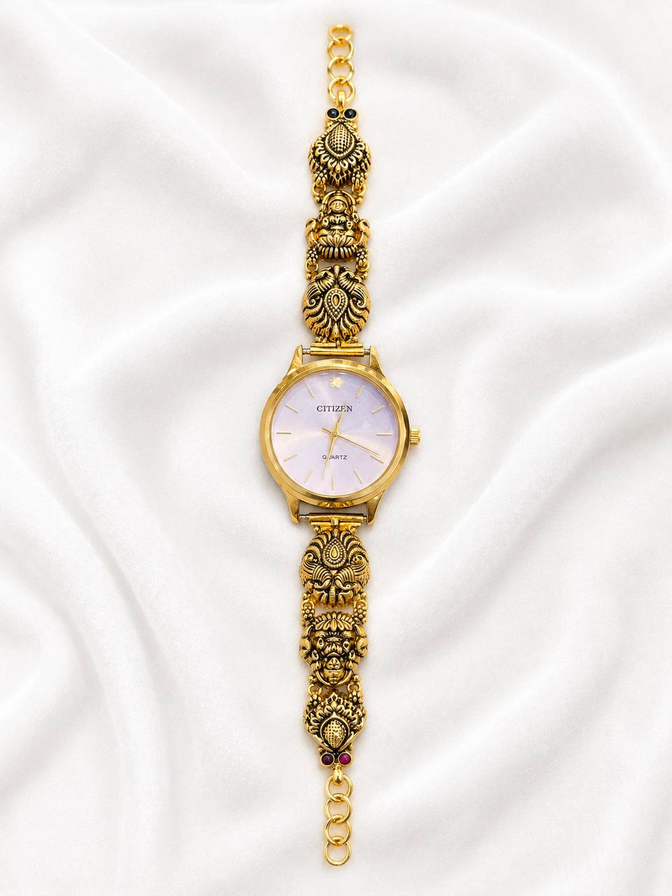 Silver iyal watch with adjustable rings