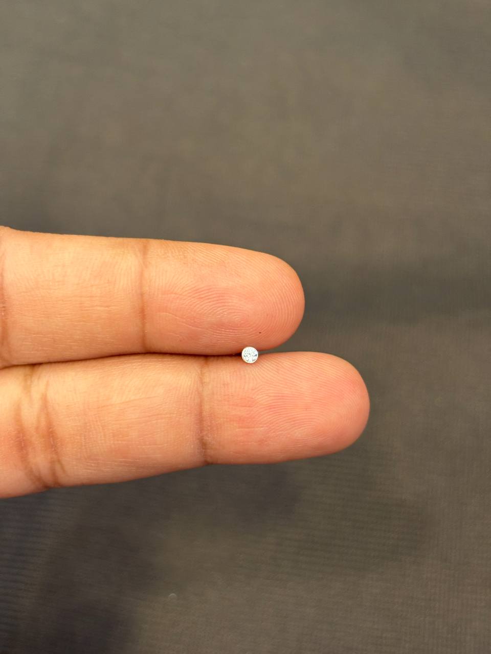 Silver small size single stone nosepin