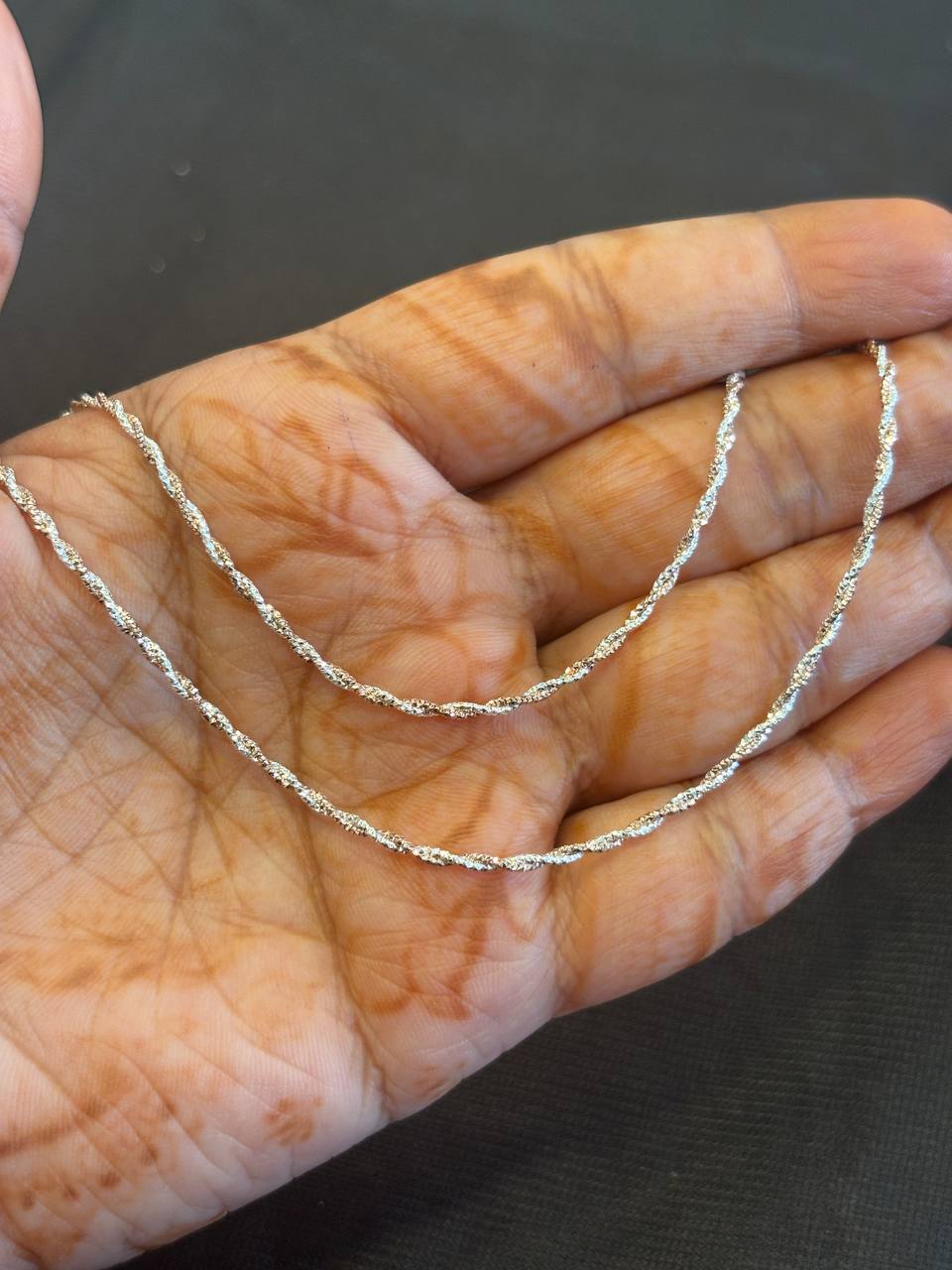 Silver dia anklet with dual tone