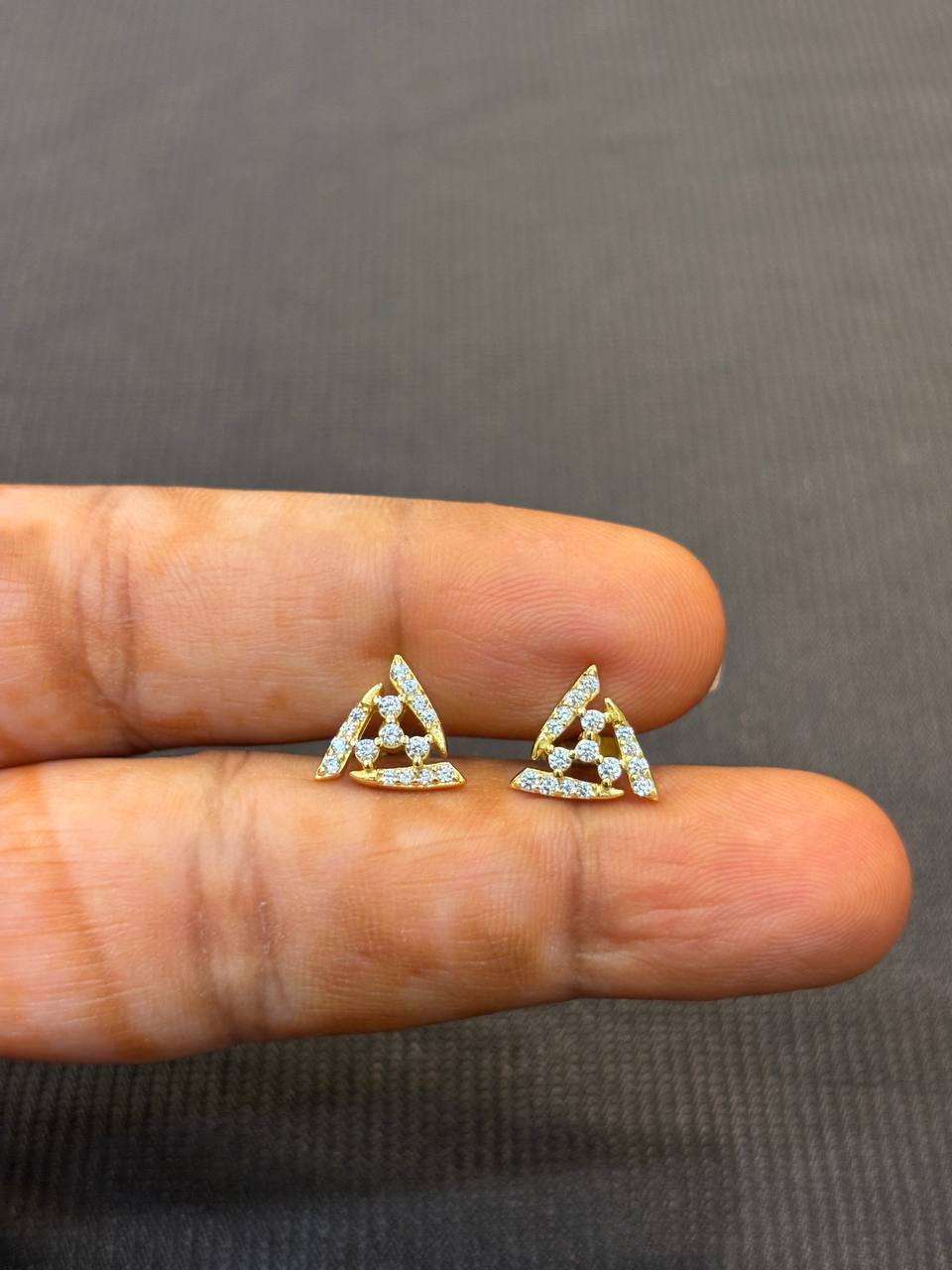 Silver tri stone stud with gold finish