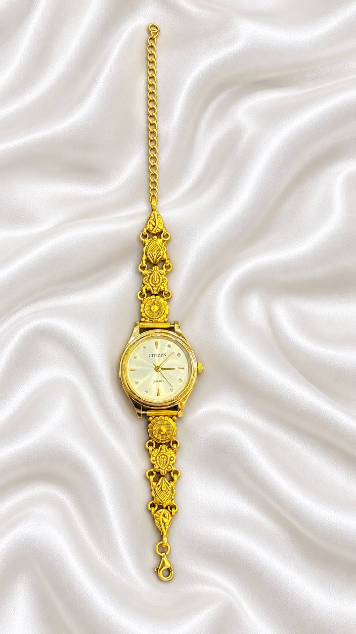 Silver amira watch with antique finish