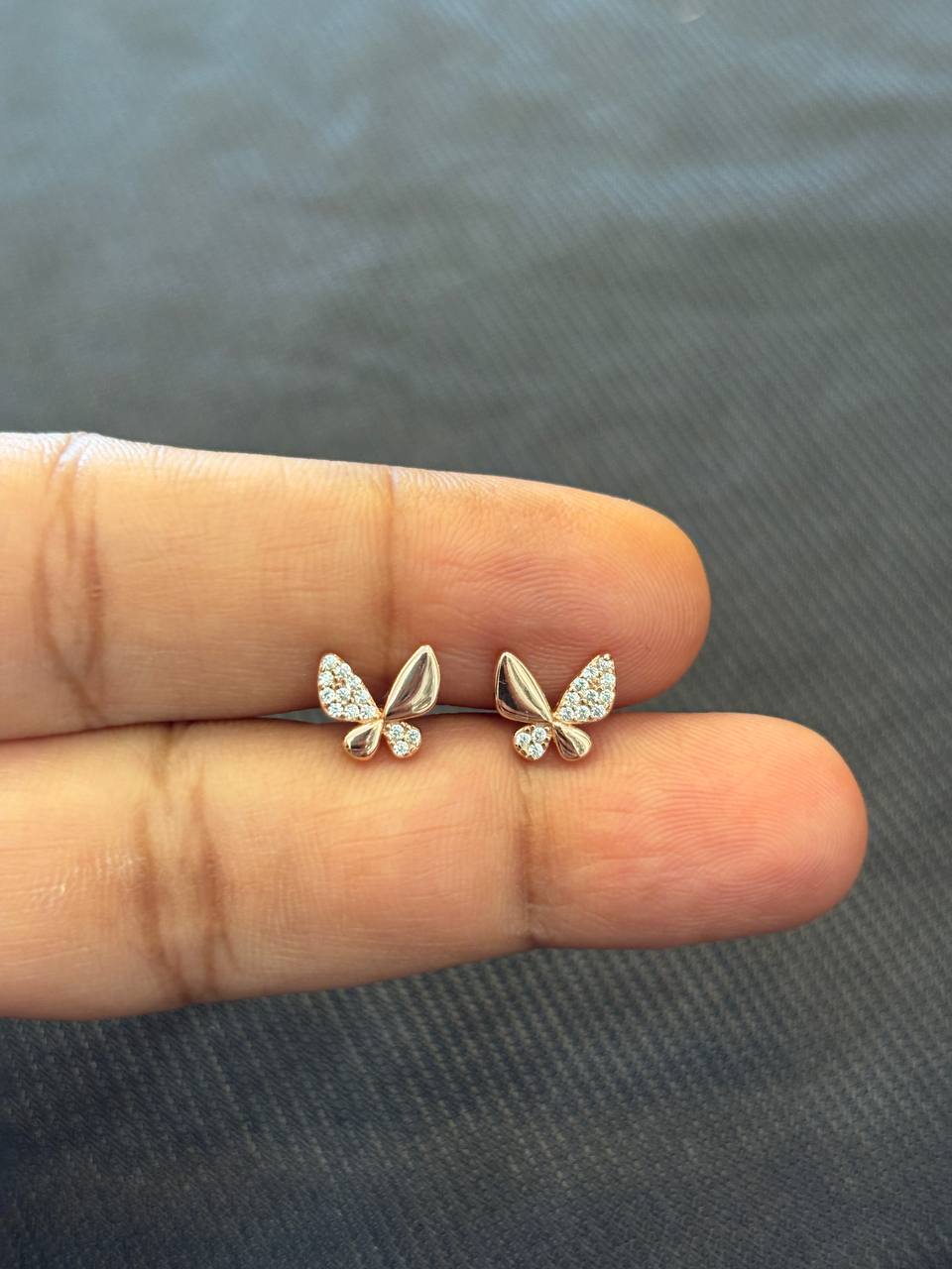 Silver casing butterfly stud with rosegold finish