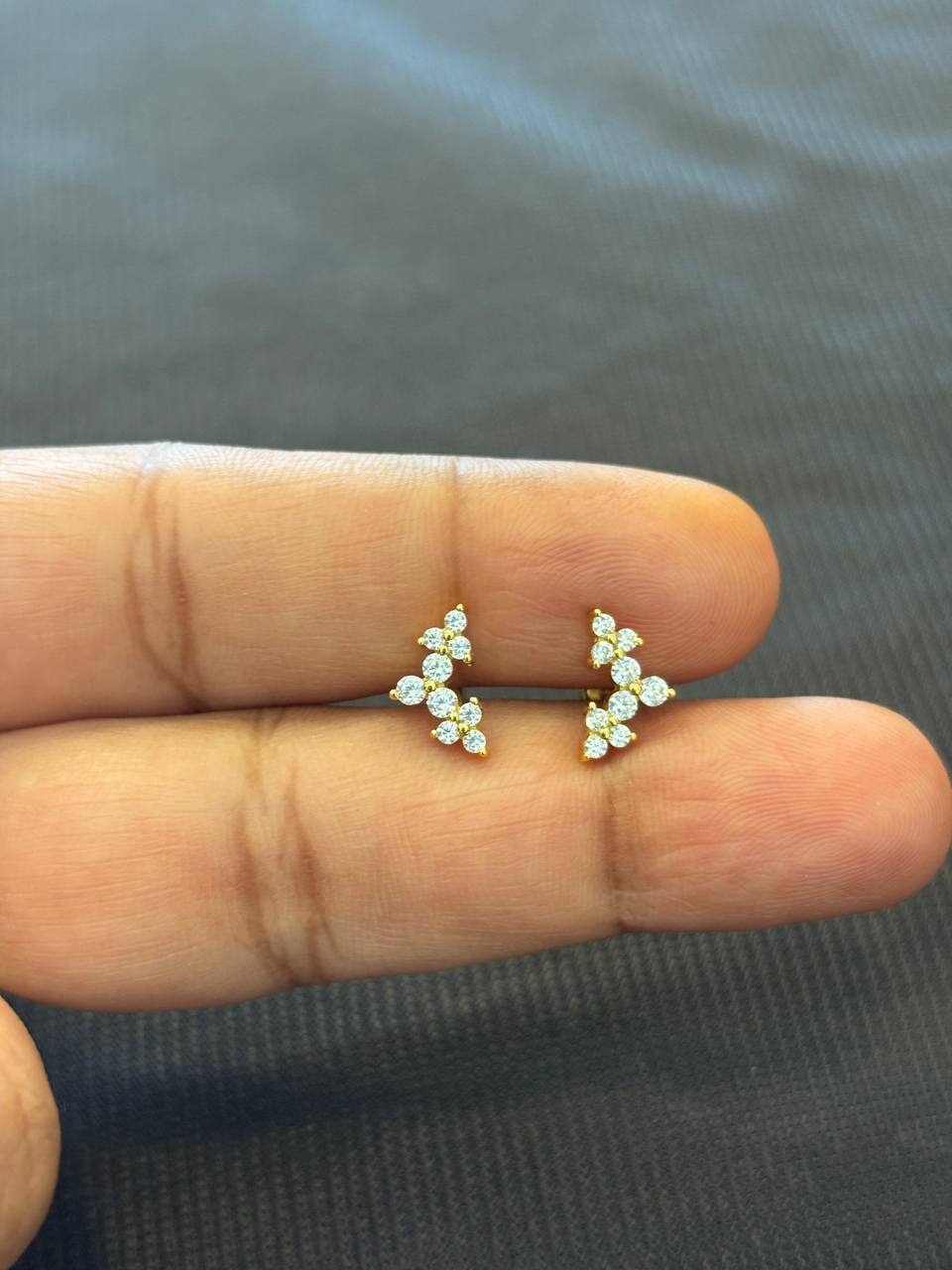 Silver shreya stud with gold finish
