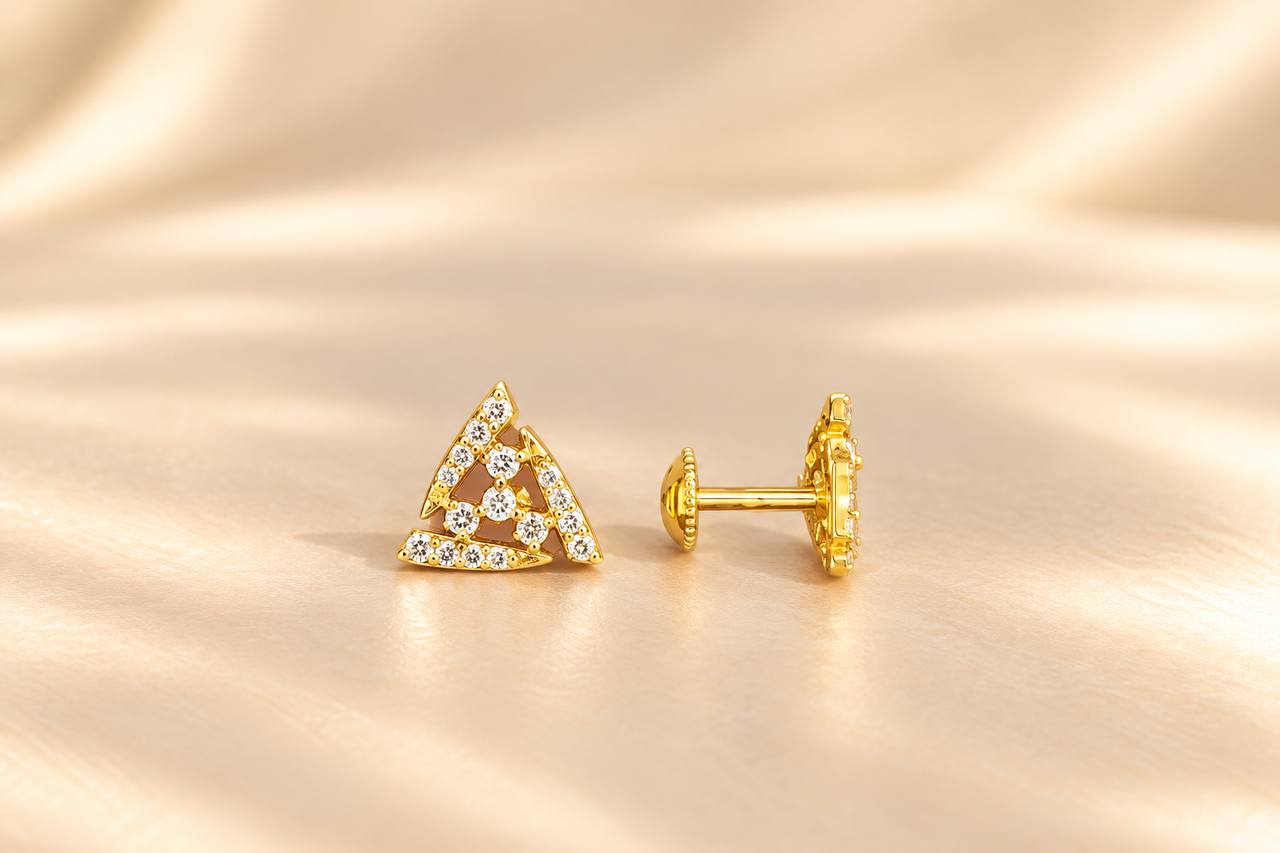 silver alagi1 stud with gold finish
