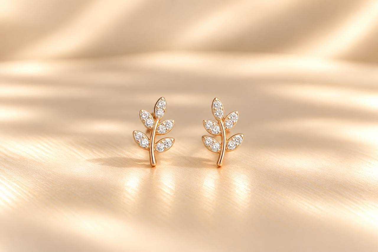 Silver vennila leaf stud with rosegold finish