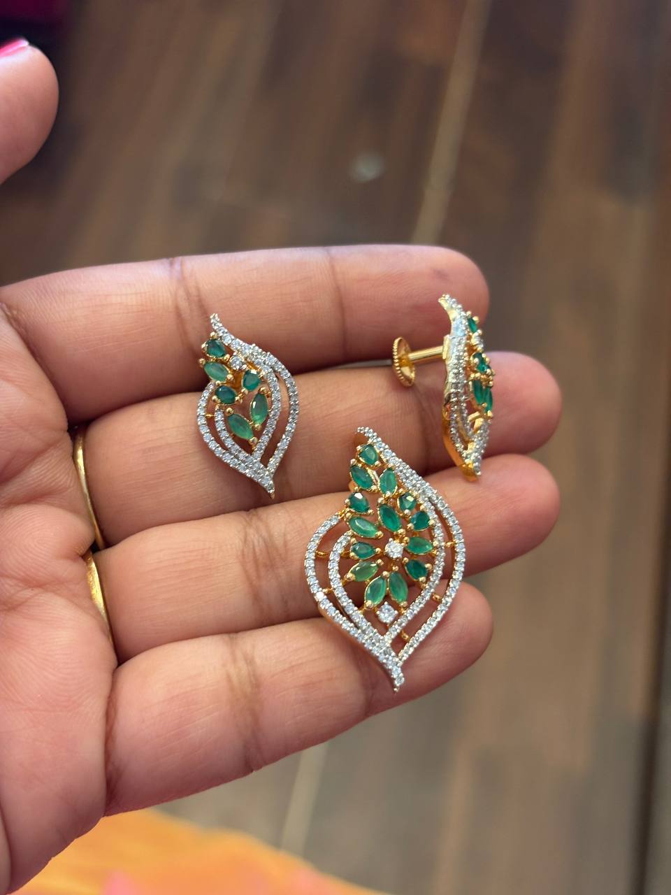 Silver kavya pendant set with gold finish(without chain)