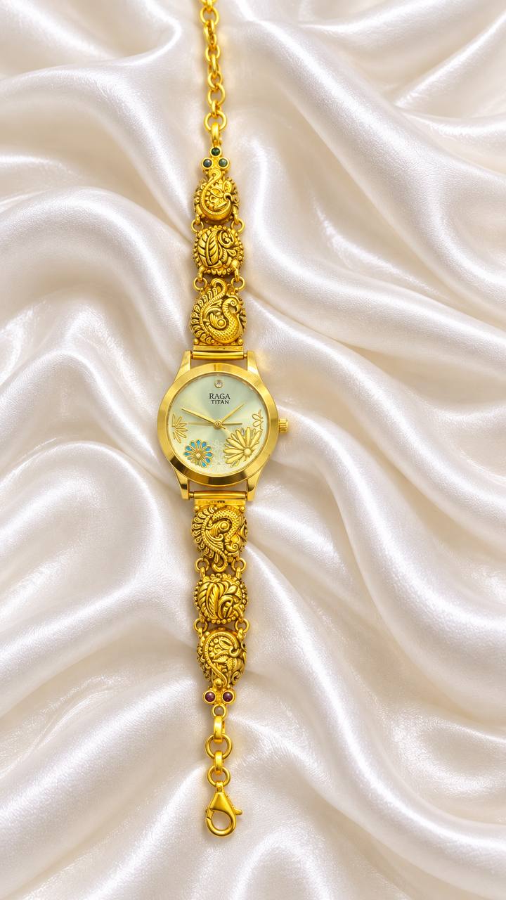 Silver kavyaa watch with antique finish