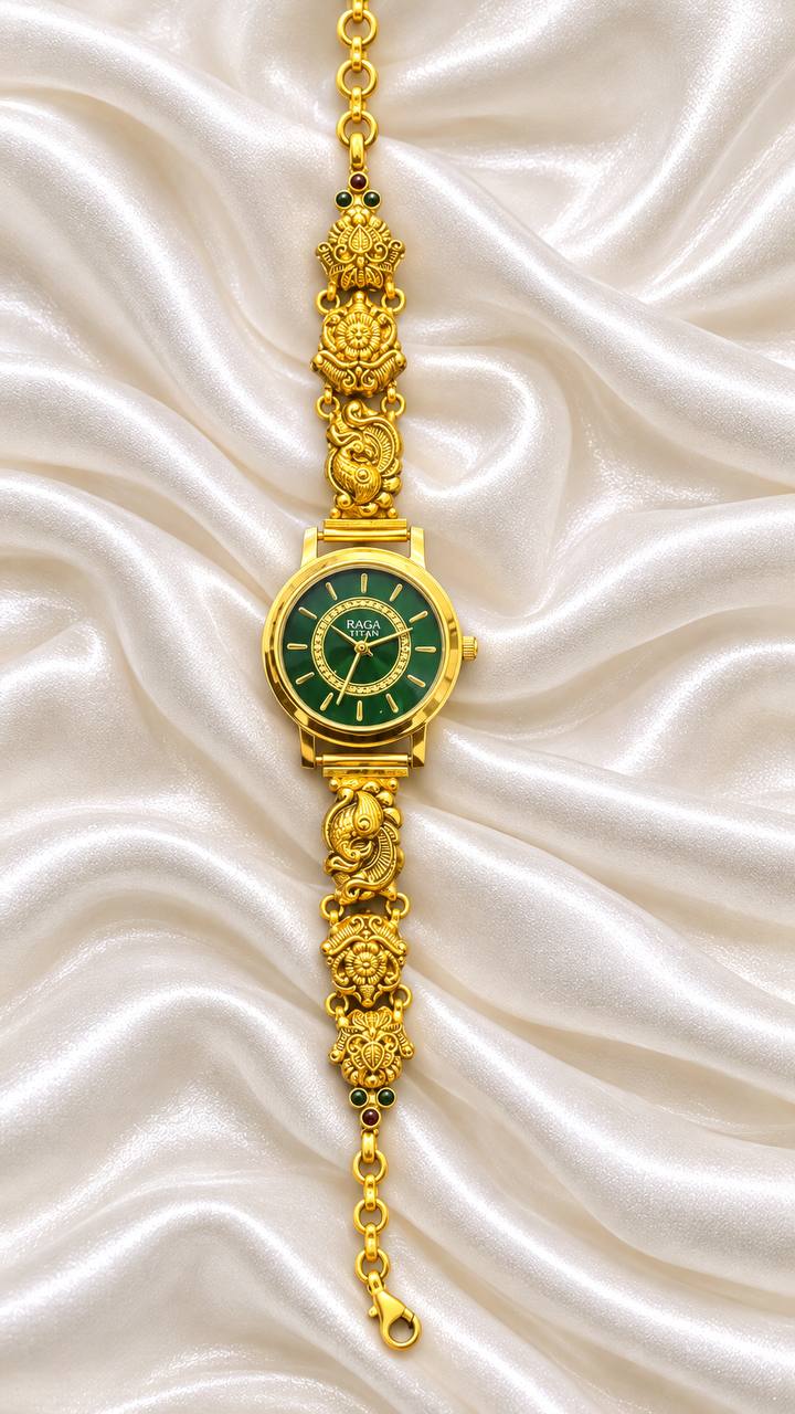 Silver saanvi watch with antique finish