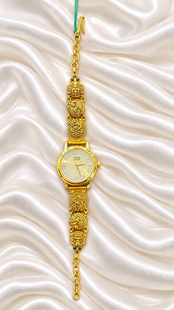Silver anaya watch with antique finish