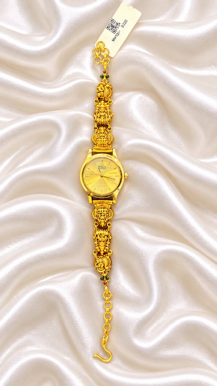 Silver vanya watch with antique finish