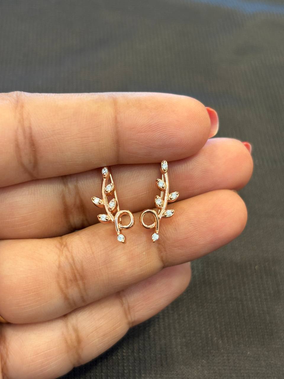 Silver lyra earcuff with rosegold finish