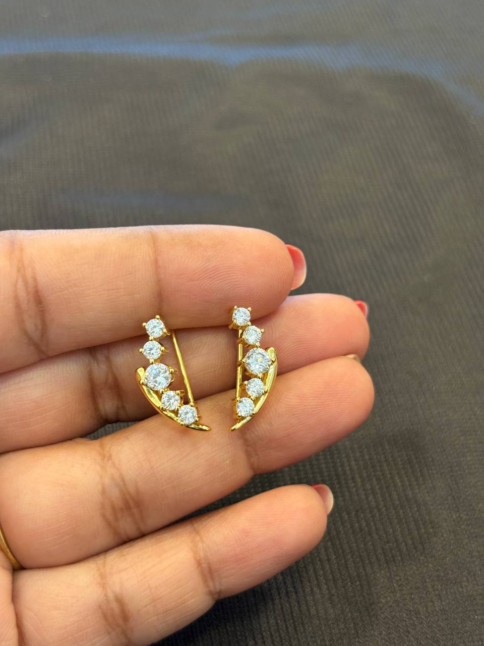 Silver iniya earcuff with gold finish
