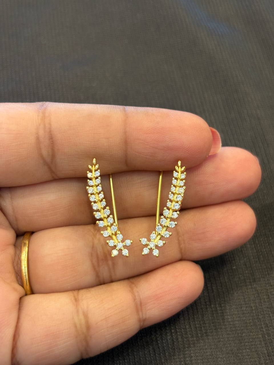 Silver myra earcuff with gold finish