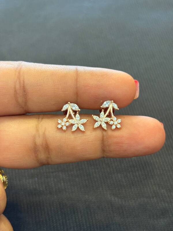 silver Bouquet white stud with rosegold finish