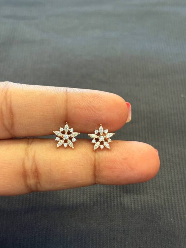 silver snow petal stud with rosegold finish