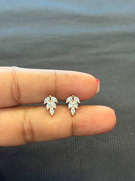 silver leaf glow stud with rosegold finish