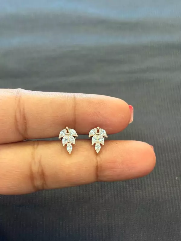 silver leaf glow stud with rosegold finish