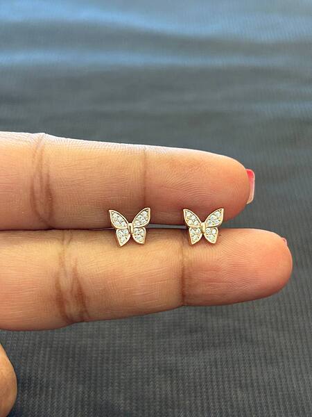 silver flitty stud with rosegold finish