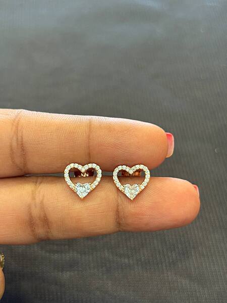 silver heart white stone stud with rosegold finish
