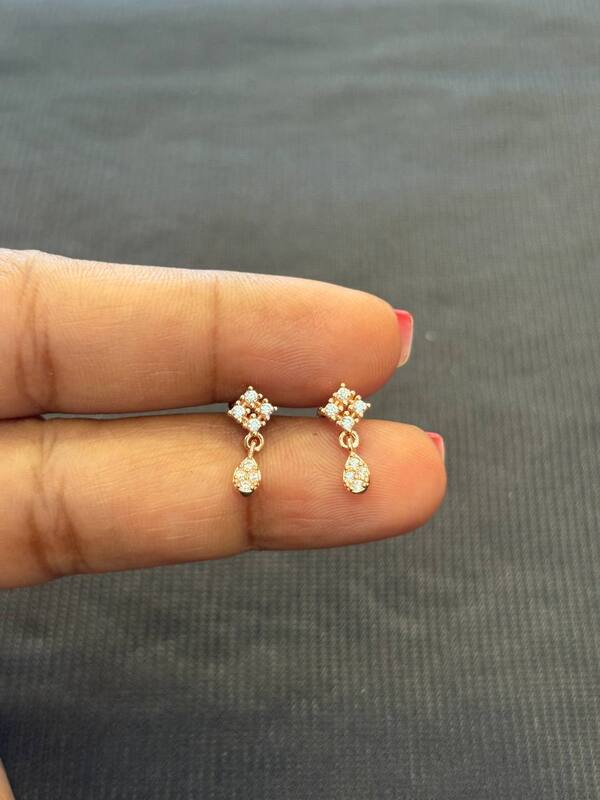 silver square drop stud with rosegold finish