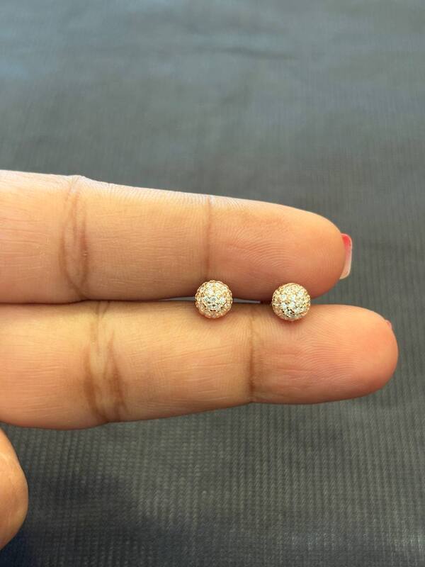 silver stone round stud with rosegold finish