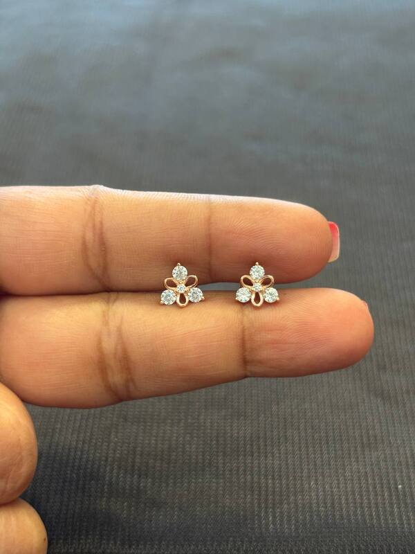 silver trio stud with rosegold finish