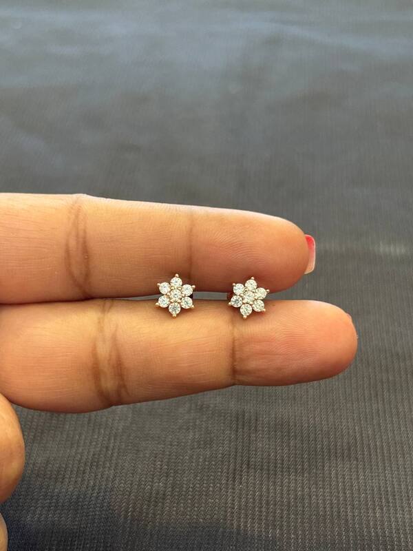 silver 7 stone stud with rosegold finish