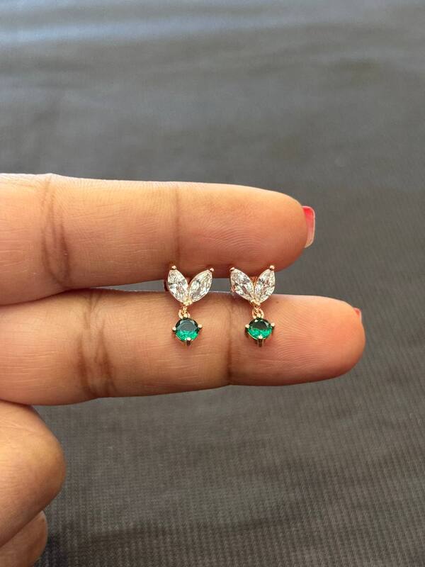 silver double leaf hanging green stud with rosegold finish