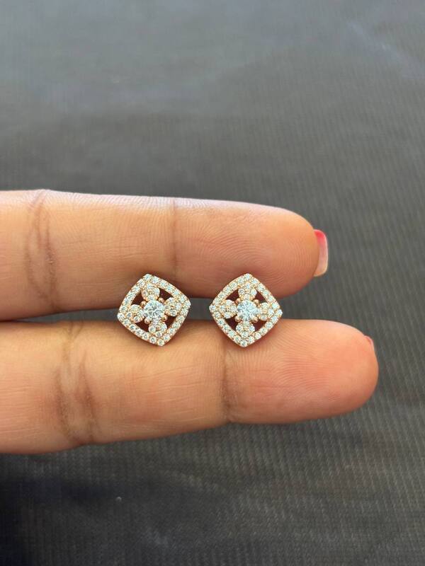silver roja square stud with rosegold finish