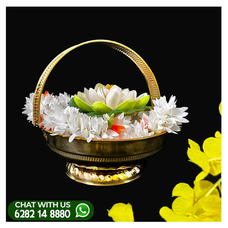 poovaty--with-flowers