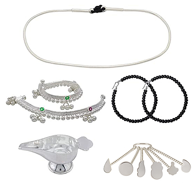 silver gift set for Born Babies- silver (Anklet/Kolusu, Hip Chian/Arunaal, Feeder/Paladai, Bindhi/pottu Kit) silver gift set for Born Babies- silver (Anklet/Kolusu, Hip Chian/Arunaal, Feeder/Paladai, Bindhi/pottu Kit)
