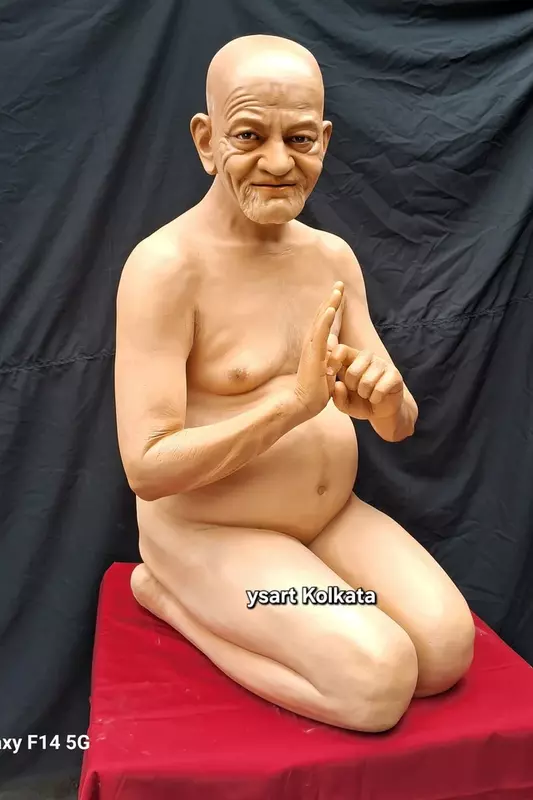ACHARYA SRI VIDYASAGAR MAHARAJ STATUE