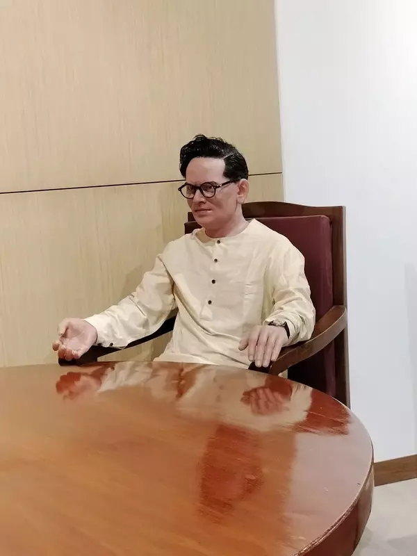 silicon wax statue realistic human figure