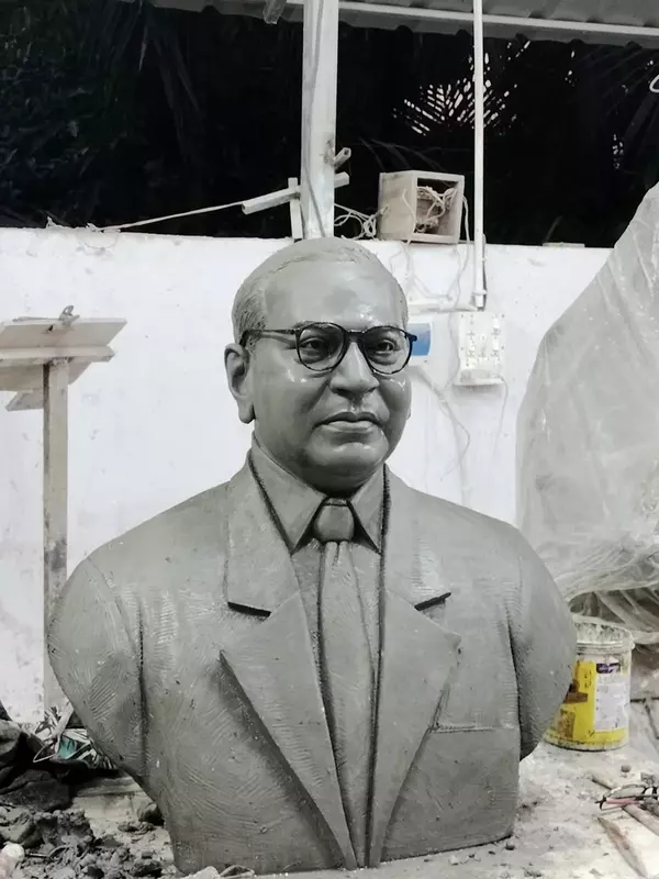 BIMRAO RAMJI AMBEDKAR FIBRE STATUE