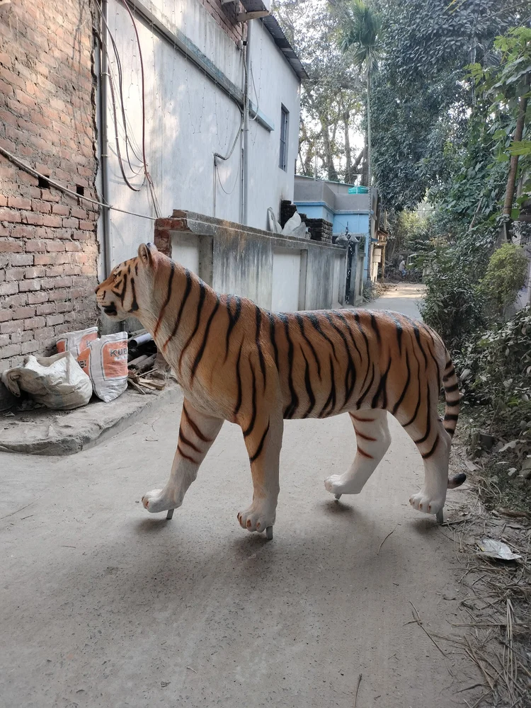 fiberglass tiger statue outdoor sculpture by YS Art Kolkata