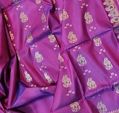 Purple color figure motif Purple color figure motif