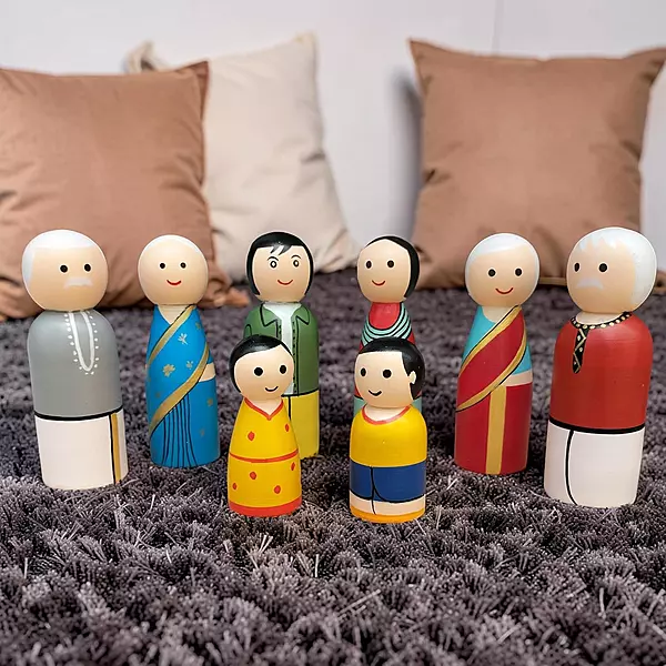 Channapatna Wooden Family Peg Dolls Set