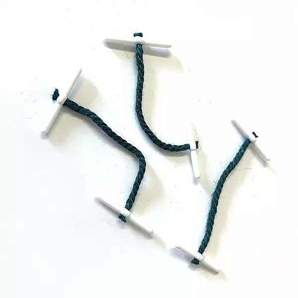 Pack of 500 Janrax Plastic End 51mm Treasury Tags