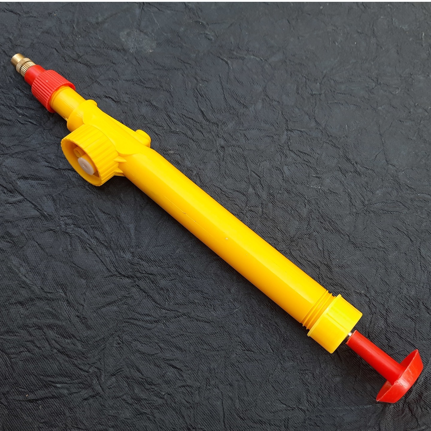 Spray attachment