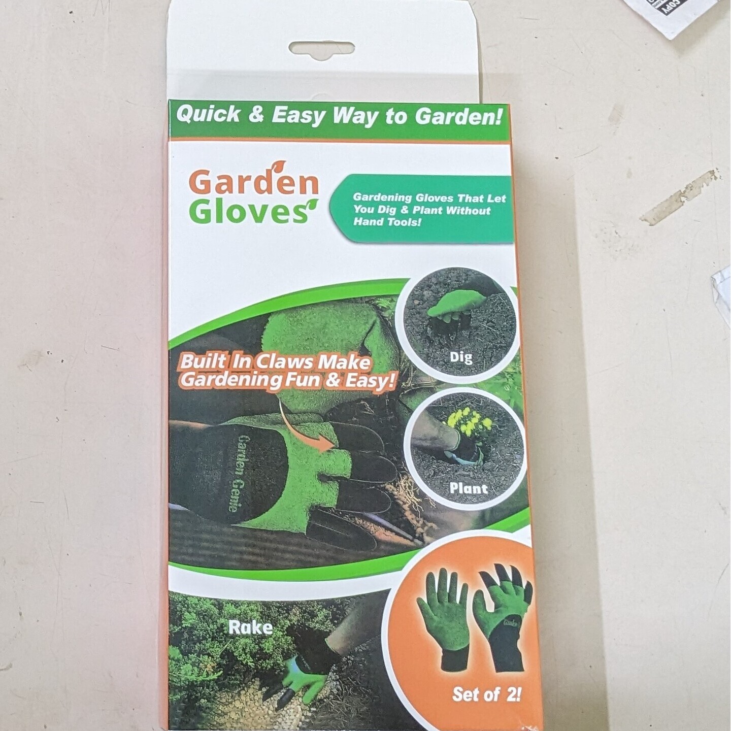 Gardening Gloves with Right Hand Fingertips Claws for Pruning, Digging & Planting, One Pair, Multicolour