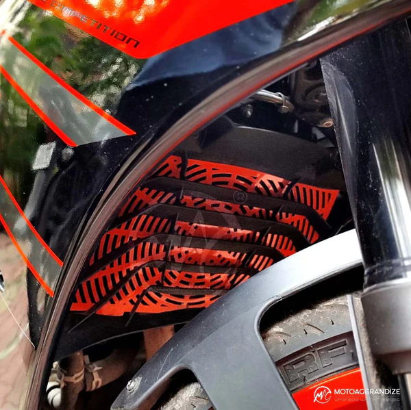 Motoaggrandize Radiator Guard for KTM Duke 200/390 & KTM RC 390 200/390 (Gen 1 & 2)