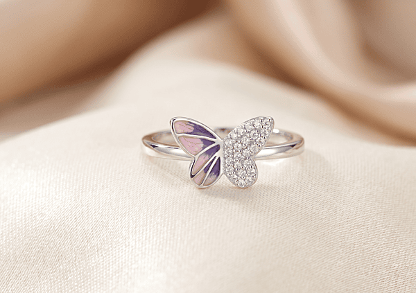925 Sterling Silver Fluttering Radiance Ring